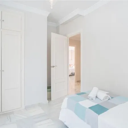 Fantastic Townhouse/5bdrms/private Pool Hotel 4*