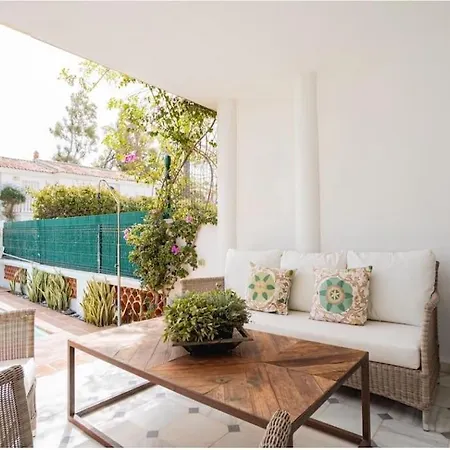 Fantastic Townhouse/5bdrms/private Pool Hotel Marbella