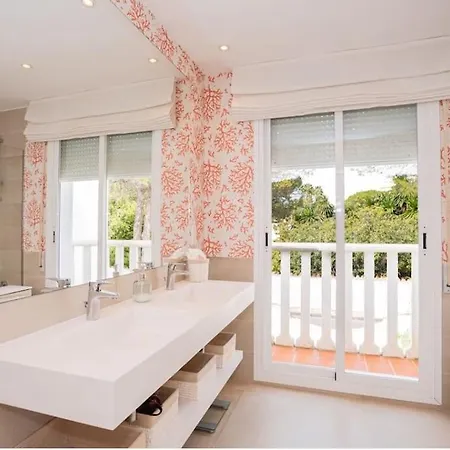 Fantastic Townhouse/5bdrms/private Pool Hotel 4*