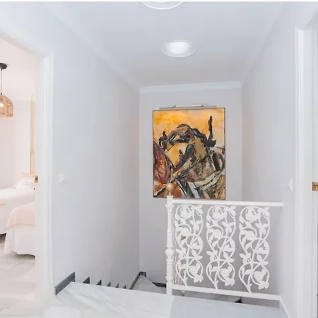 Hotel Fantastic Townhouse/5bdrms/private Pool 4*
